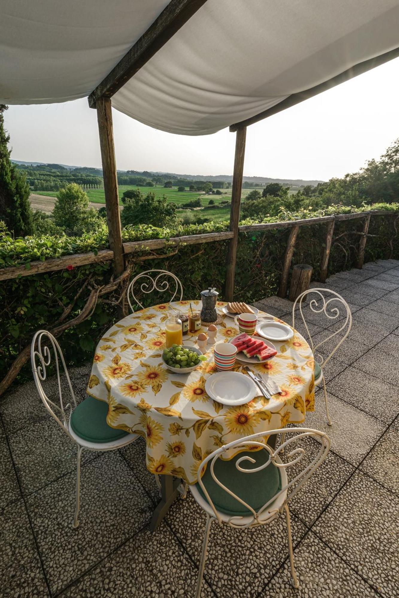 Agriturismo La Ca'Solare Palaia Kültér fotó