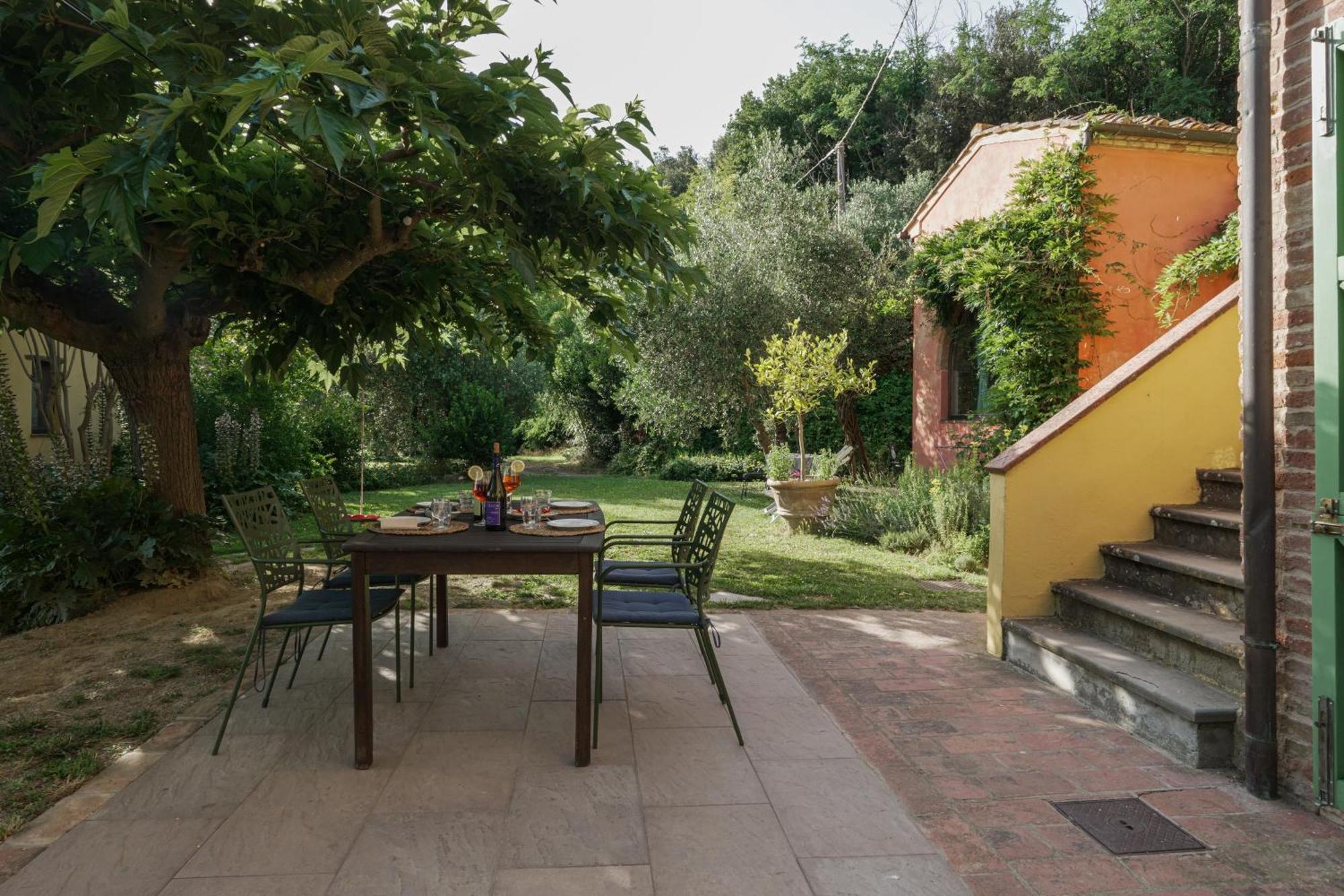 Agriturismo La Ca'Solare Palaia Kültér fotó